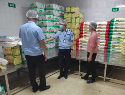 筑牢食品安全防線 護(hù)航高考學(xué)子飲食安全——大嶺市場(chǎng)監(jiān)管所食品銷售監(jiān)管紀(jì)實(shí)